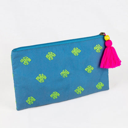 retro trousse turchese ricamata