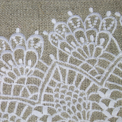 astuccio etnico ricamato