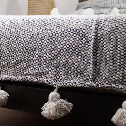 copriletto matrimoniale elegante bianco e nero