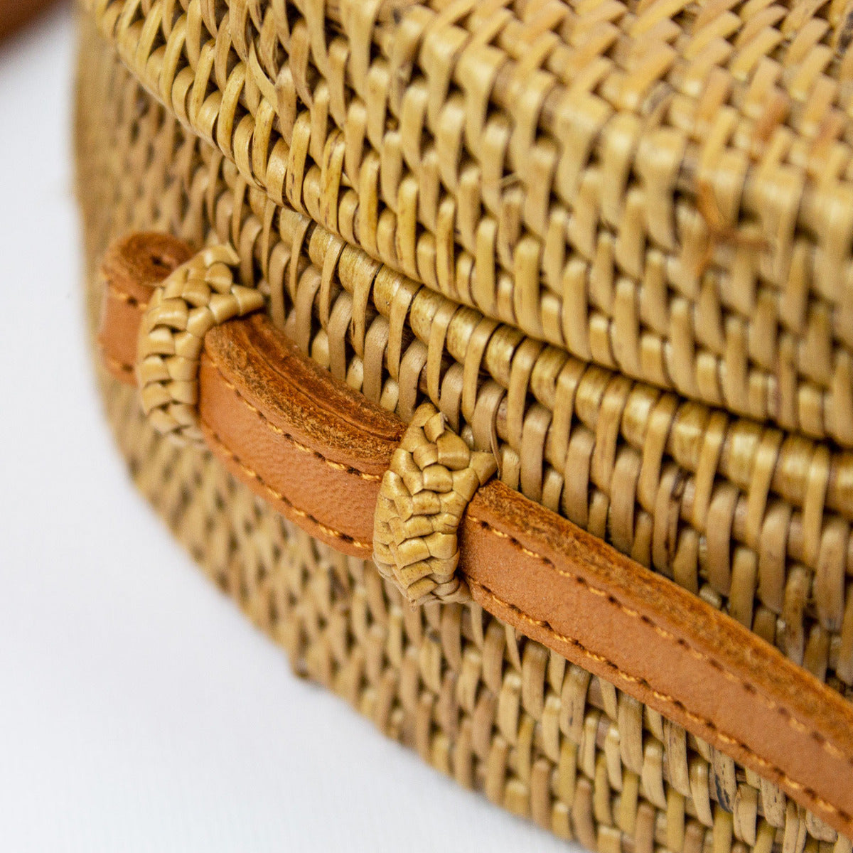dettaglio borsa Bali classica fatta a mano