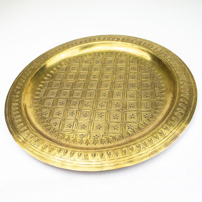 vassoio in ottone decorato