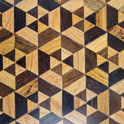 decoro legno di tuia