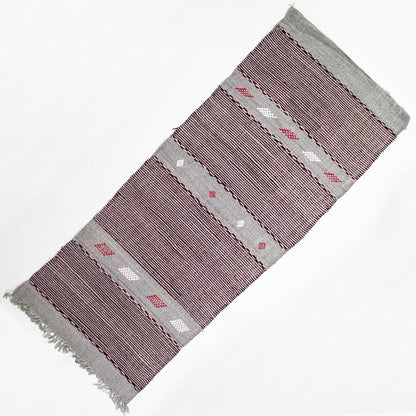 tappeto grigio pelo corto