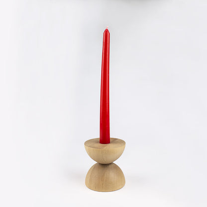 Portacandele e portalumini in legno chiaro