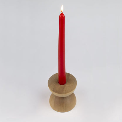 Portacandele e portalumini in legno chiaro