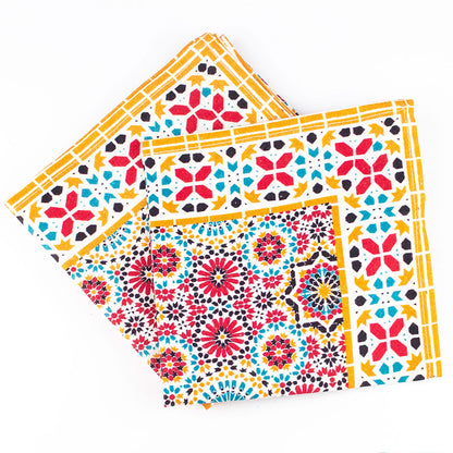 tovaglia etnica con tovaglioli