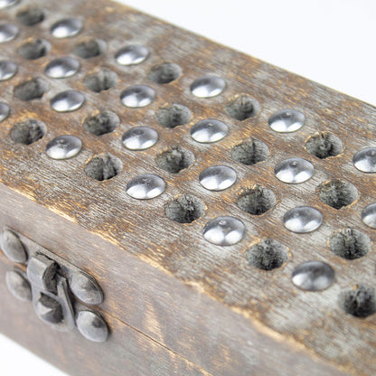 scatola di legno con coperchio